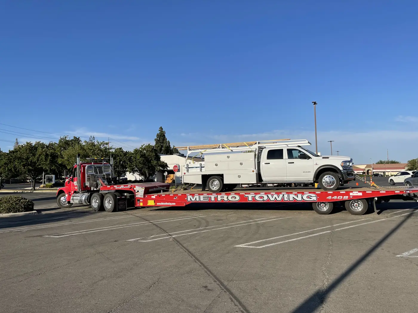 Heavy Duty Towing service from Metro Towing